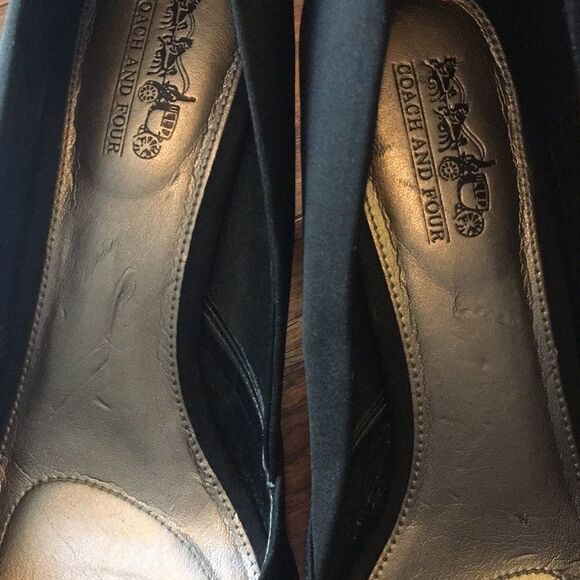Coach and Four Peep Toe Heels Size 8 - Picture 11 of 12